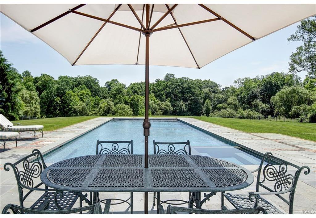 4 Fox Run Purchase, NY 10577 - Photo 4 of 29