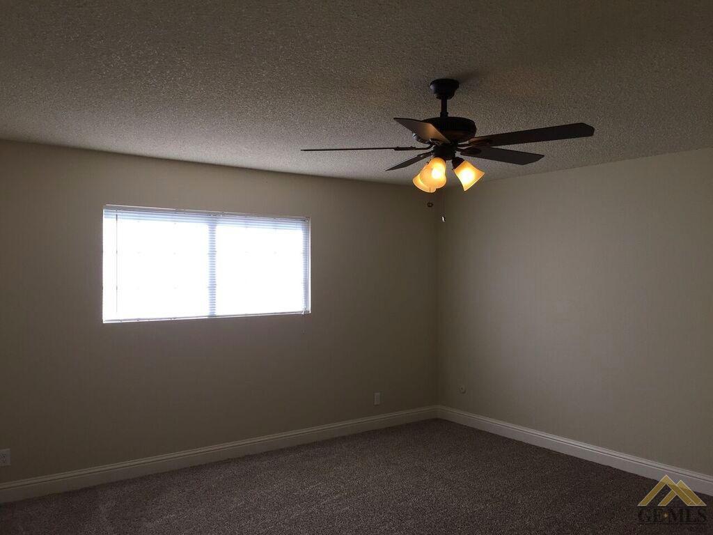 4205 Akers Road Bakersfield, CA 93313 - Photo 10 of 17