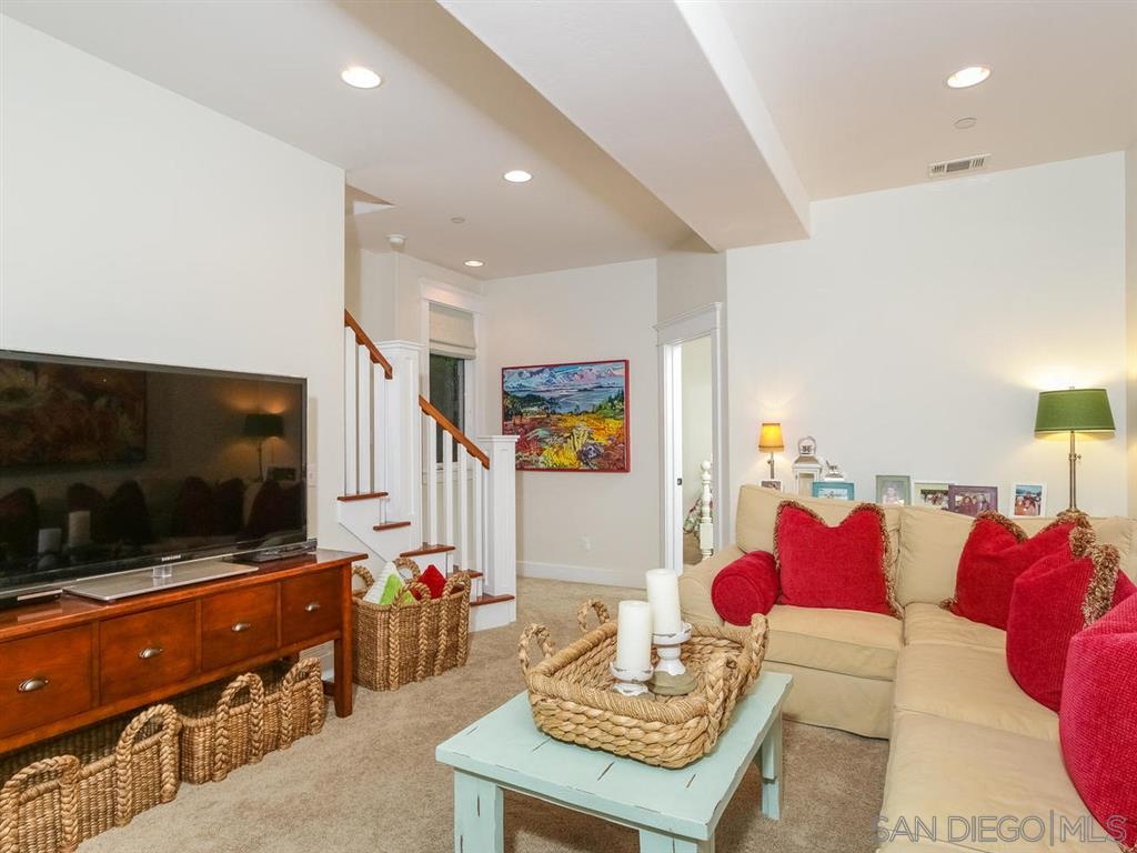 401 E Avenue Coronado, CA 92118 - Photo 15 of 25