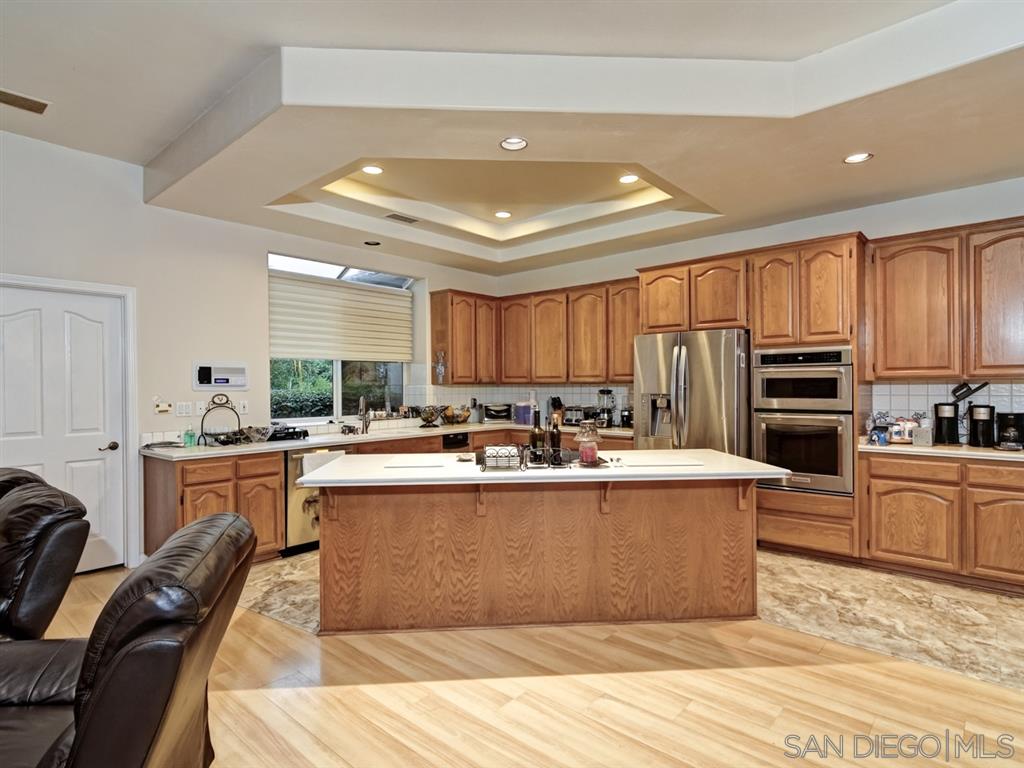 2101 Charles Dewitt Way Alpine, CA 91901 - Photo 8 of 25