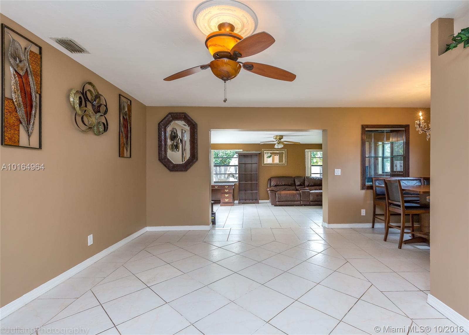 6528 Southwest 26th Street Miramar, FL 33023 - Photo 4 of 27