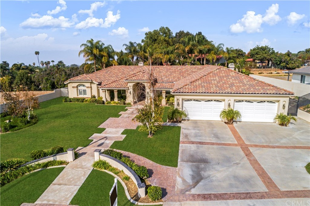 7116 Hawarden Drive Riverside, CA 92506 - Photo 4 of 49