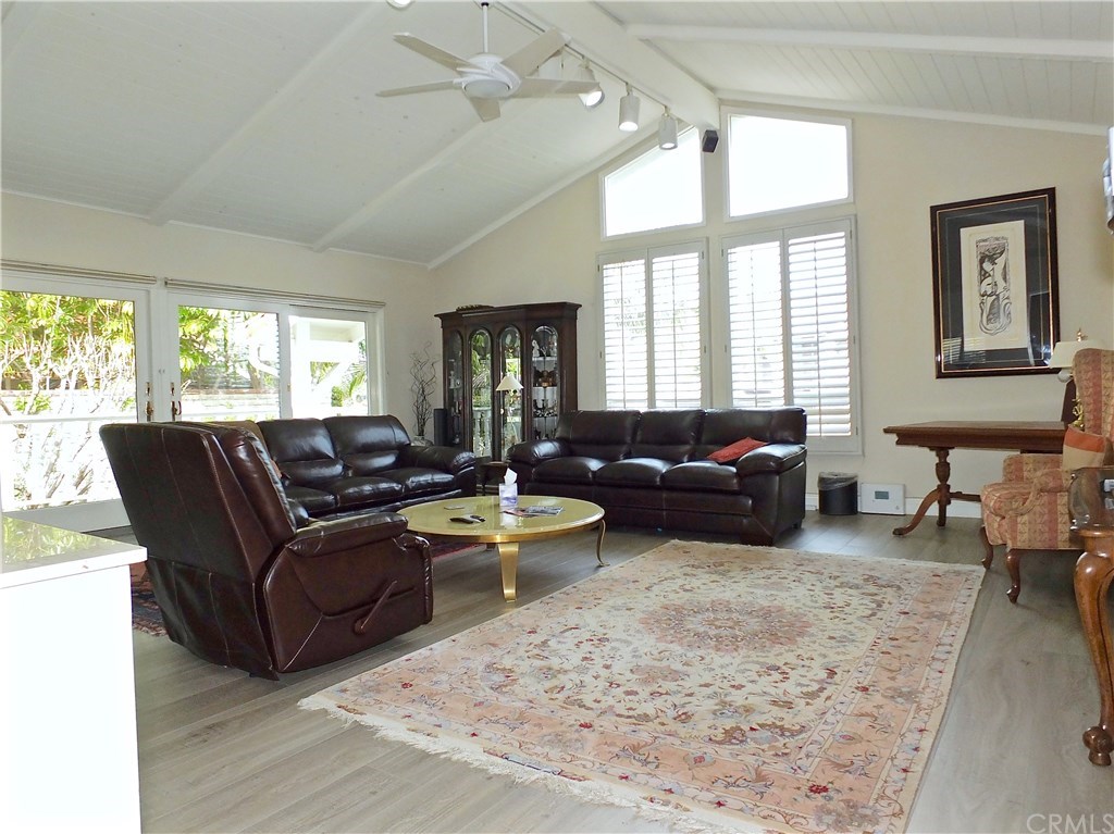 831 Hillside Drive Long Beach, CA 90815 - Photo 25 of 51