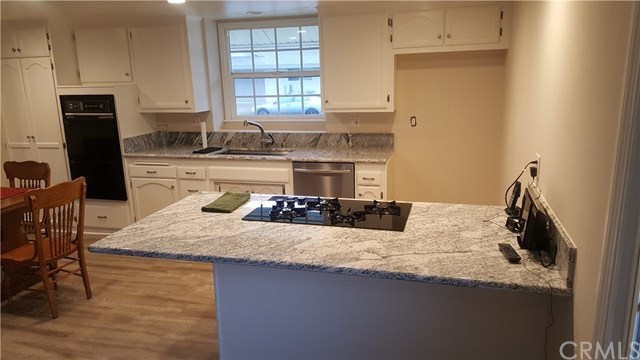 913 Junipero Drive Costa Mesa, CA 92626 - Photo 5 of 13