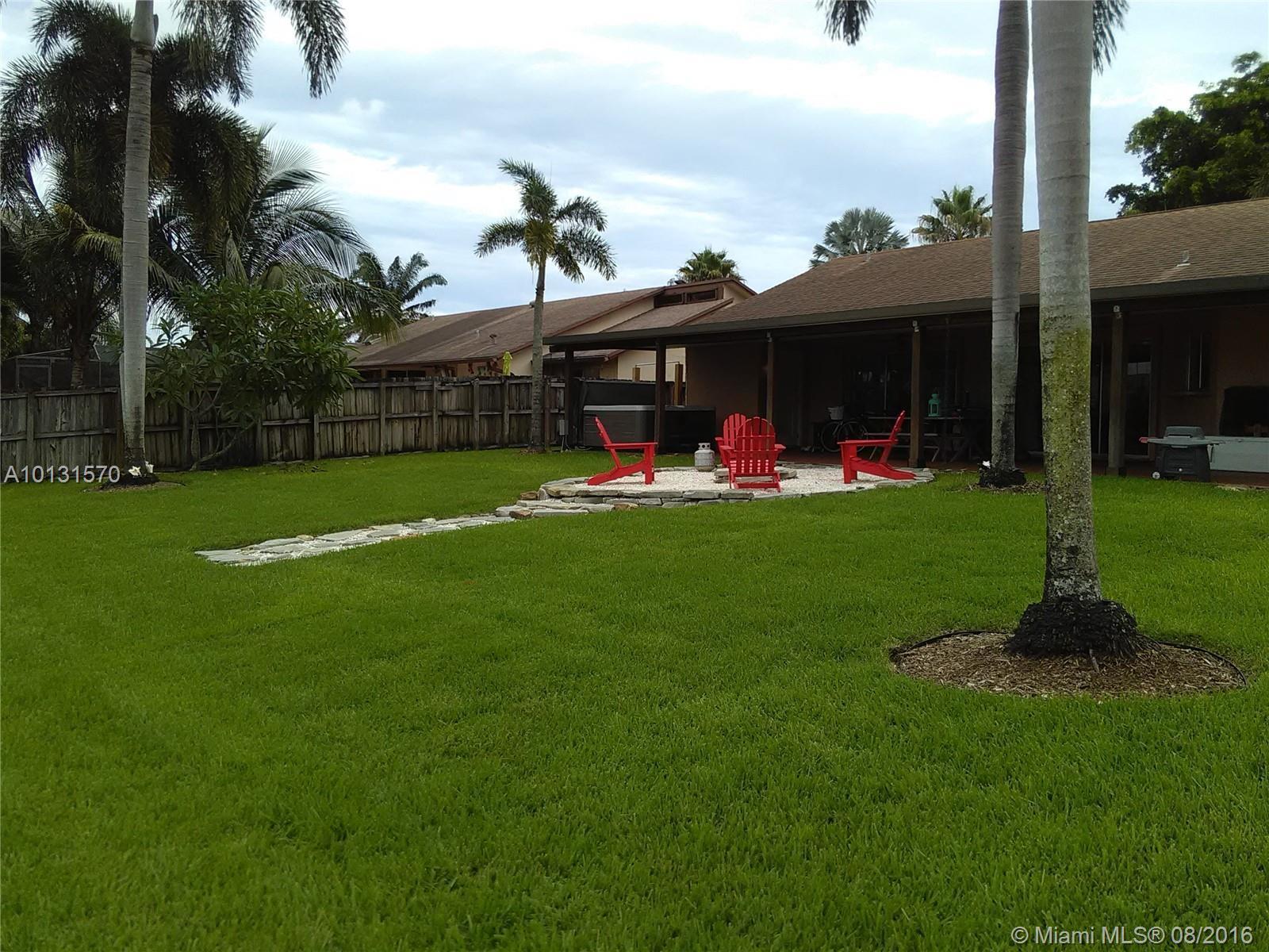 8421 Southwest 28th Street Davie, FL 33328 - Photo 26 of 34