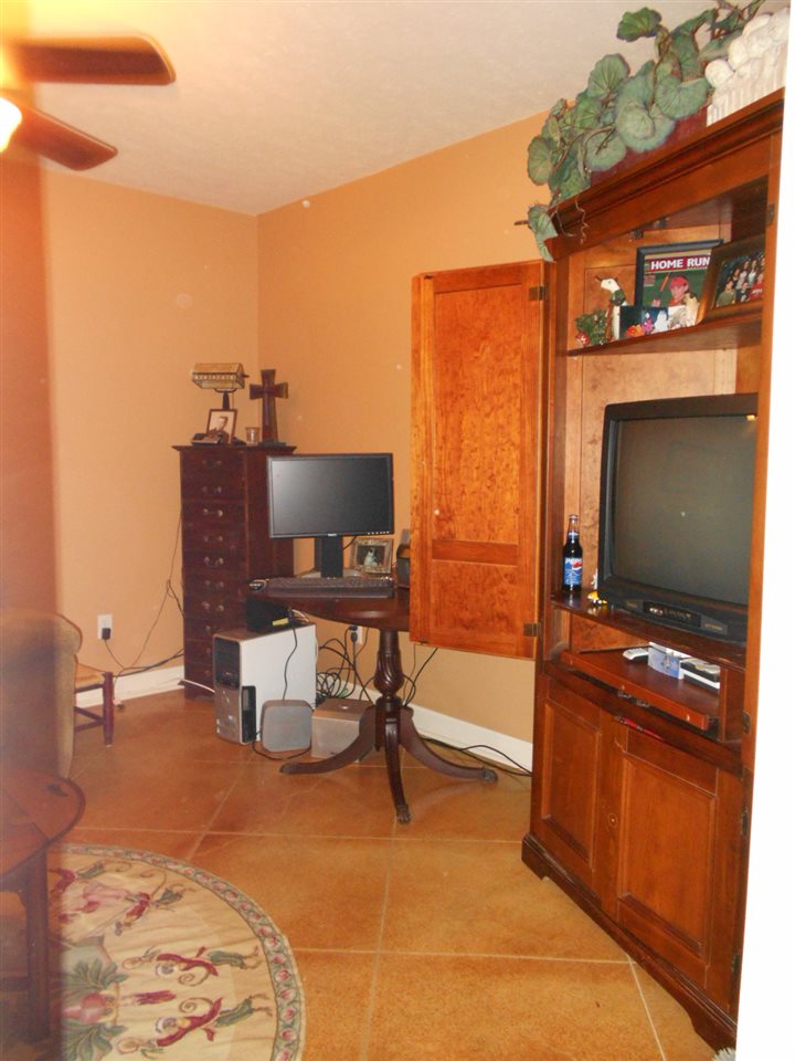 218 Marys Chapel Road Ripley, TN 38063 - Photo 14 of 25 Located off the front entry, this room could be an office/sitting room/sewing room/TV room or whatever your heart desires!