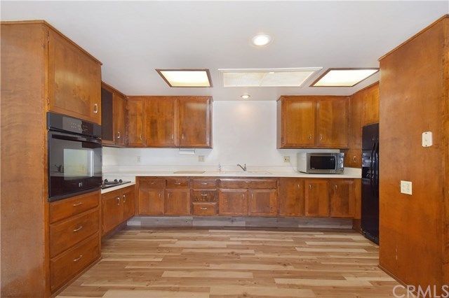 $140,000 | 13930 Church Place, Unit 69H, Seal Beach, CA 90740