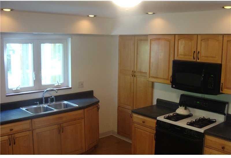 1465 Washington Road Mt. Lebanon, PA 15228 - Photo 3 of 13 Gallery Image 3