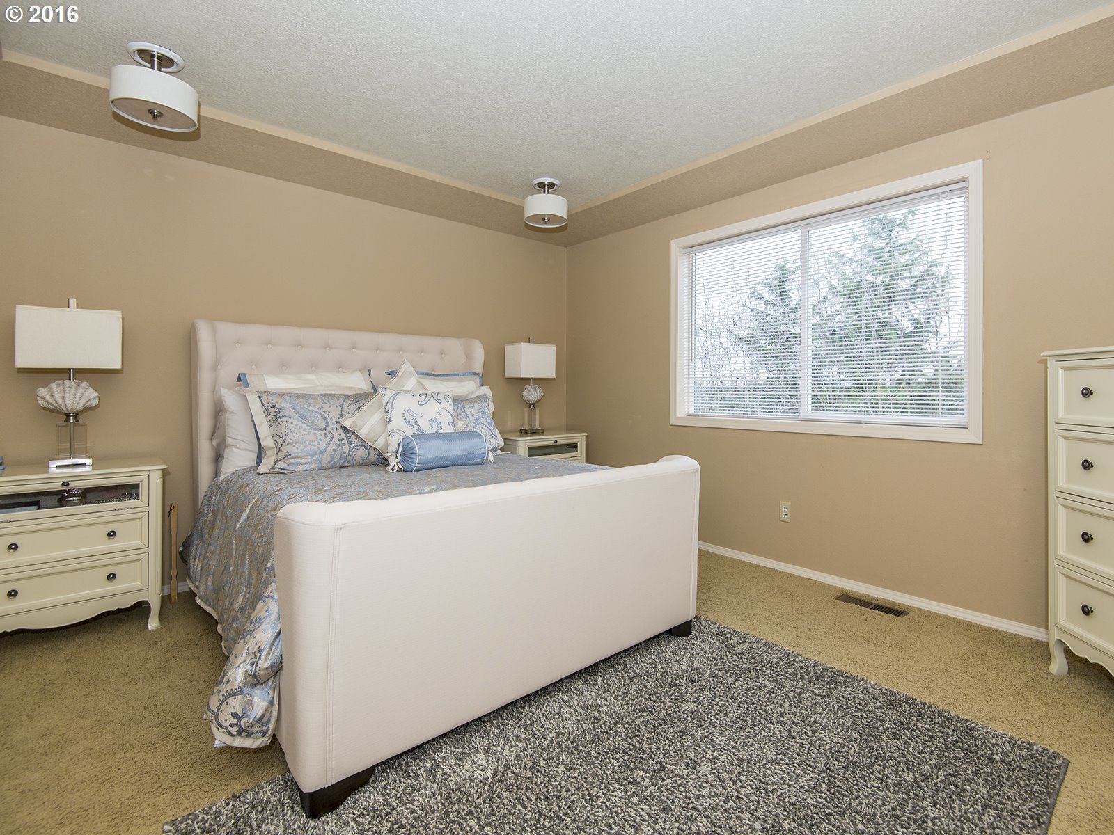 4227 Southeast Anderegg Loop Portland, OR 97236 - Photo 18 of 26 Gallery Image 18