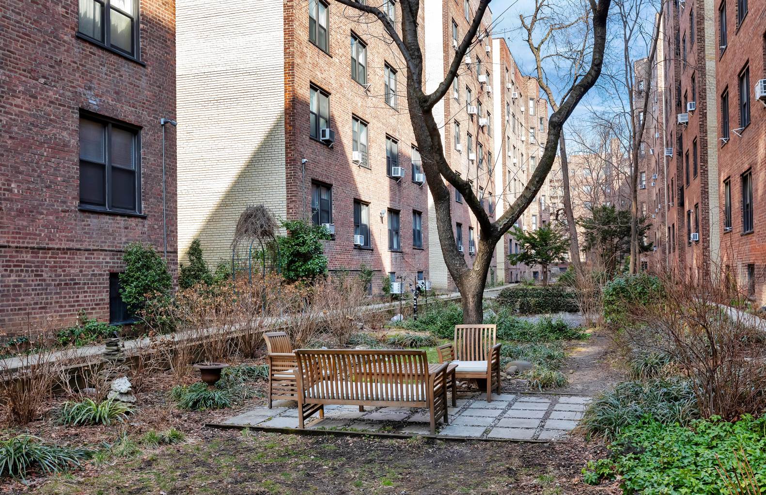 35-36 76th Street, Unit Undisclosed Queens, NY 11372 - Photo 8 of 10