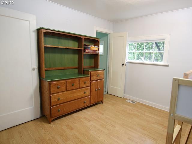 3000 Southwest Taylors Ferry Road Portland, OR 97219 - Photo 9 of 16 Gallery Image 9