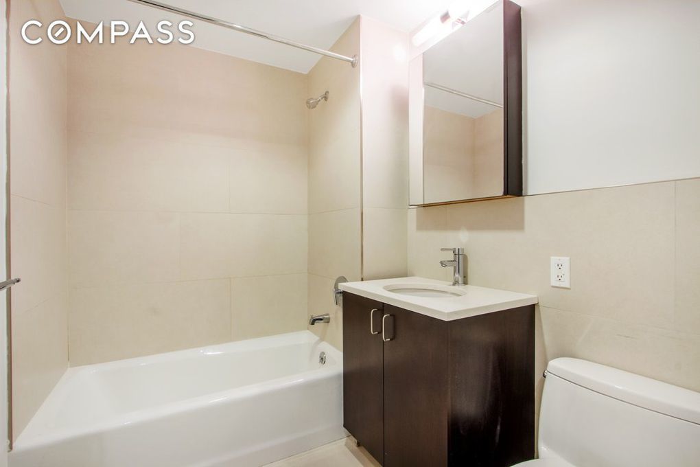 30-50 21st Street, Unit 6D Queens, NY 11102 - Photo 3 of 10