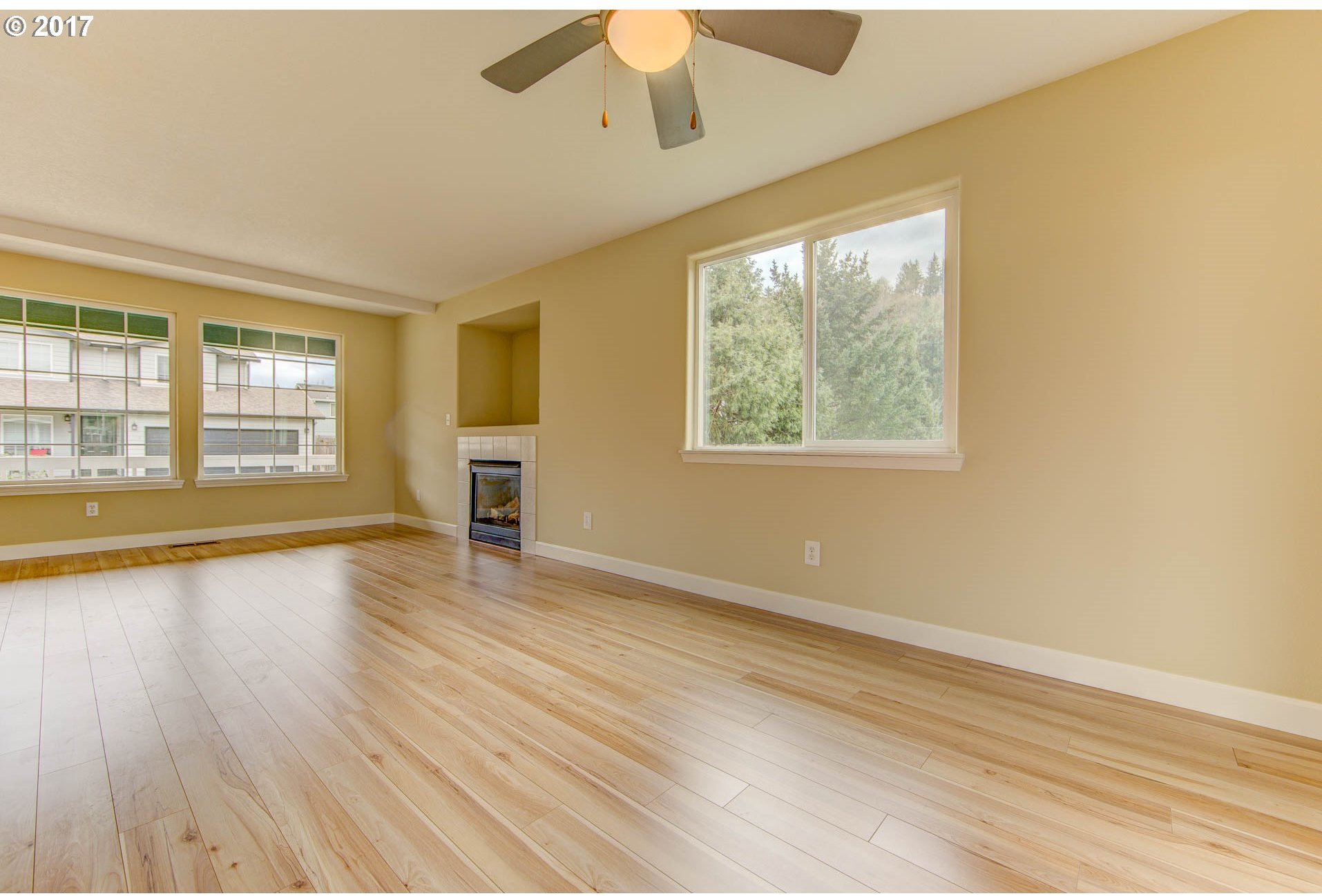 1180 Southwest Ivory Loop Gresham, OR 97080 - Photo 7 of 19