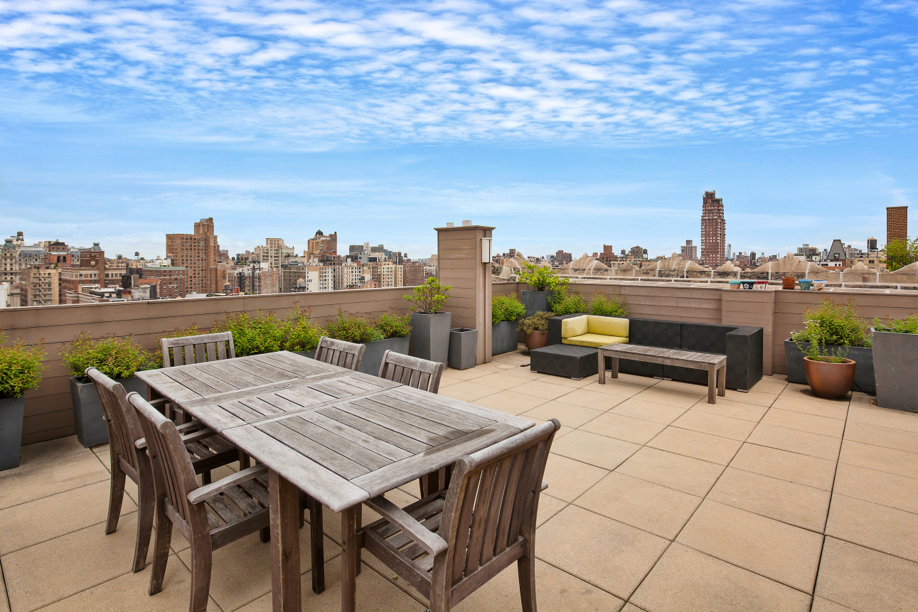 The Olcott 27 W 72nd St, Manhattan, NY 10023 - Photo 4 of 4