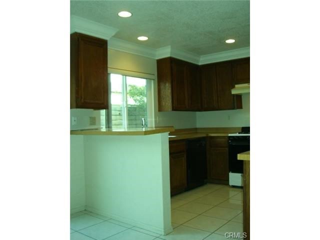 16582 Lorelei Lane Tustin, CA 92780 - Photo 5 of 11