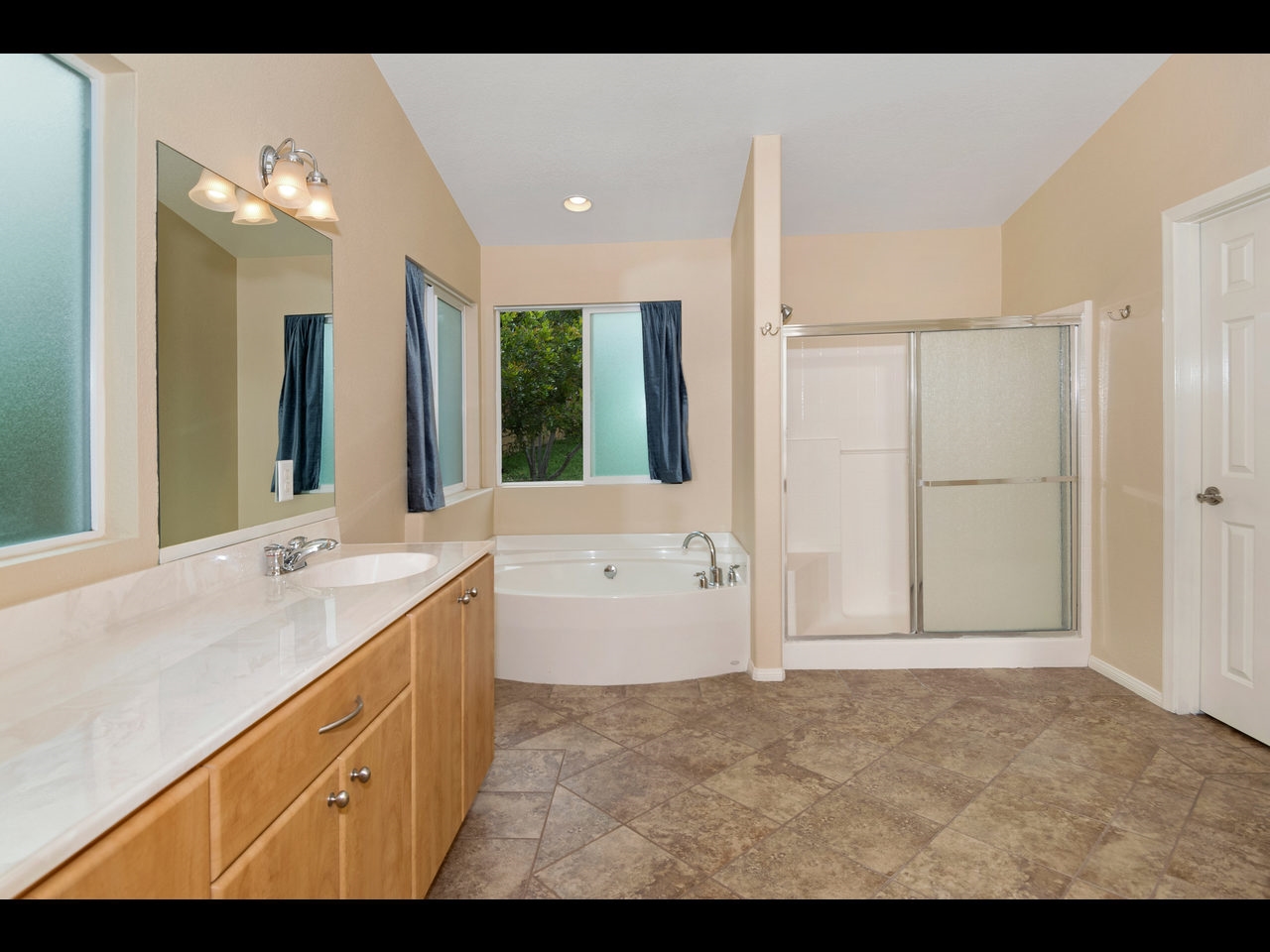 8557 Prospect Court Santee, CA 92071 - Photo 16 of 25