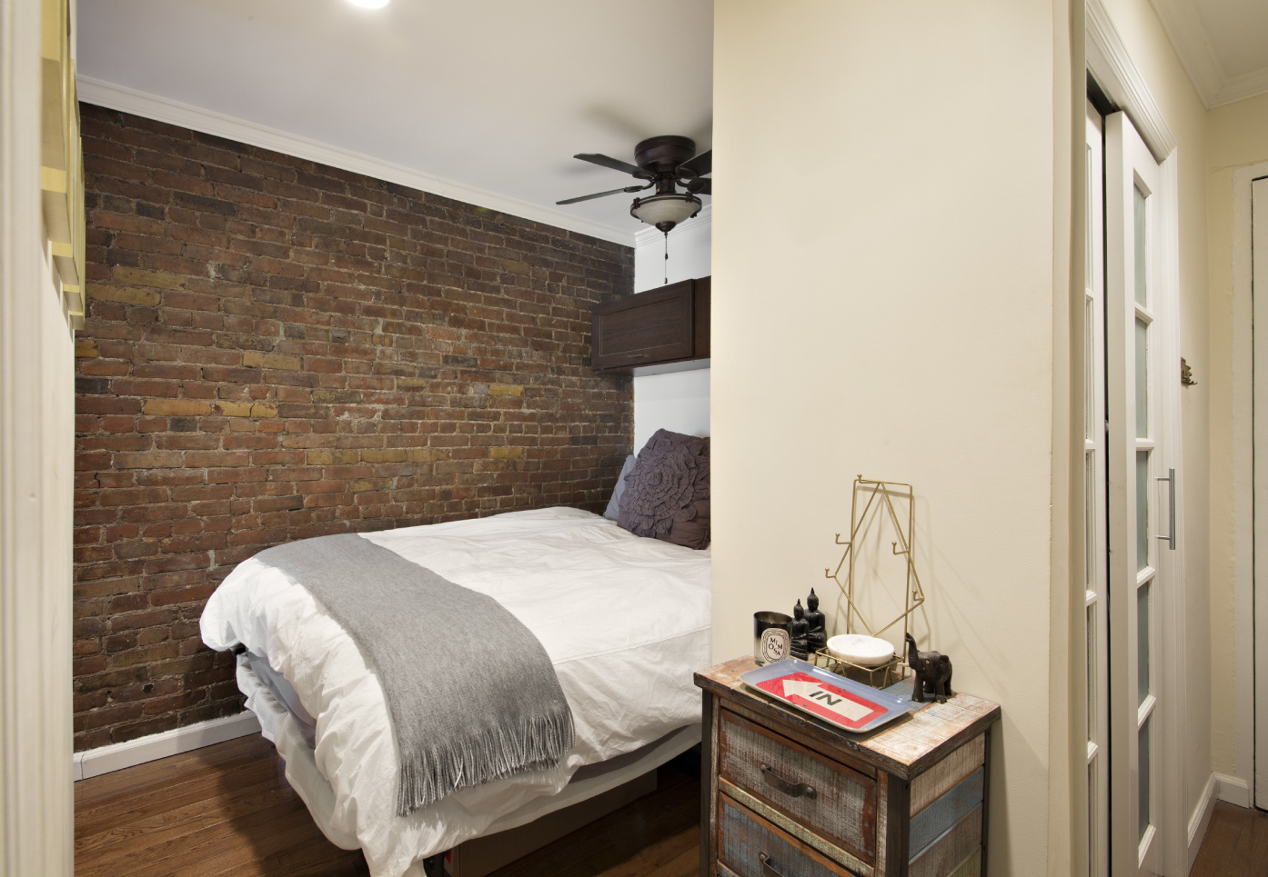 221 West 21st Street, Unit 2D Manhattan, NY 10011 - Photo 3 of 10