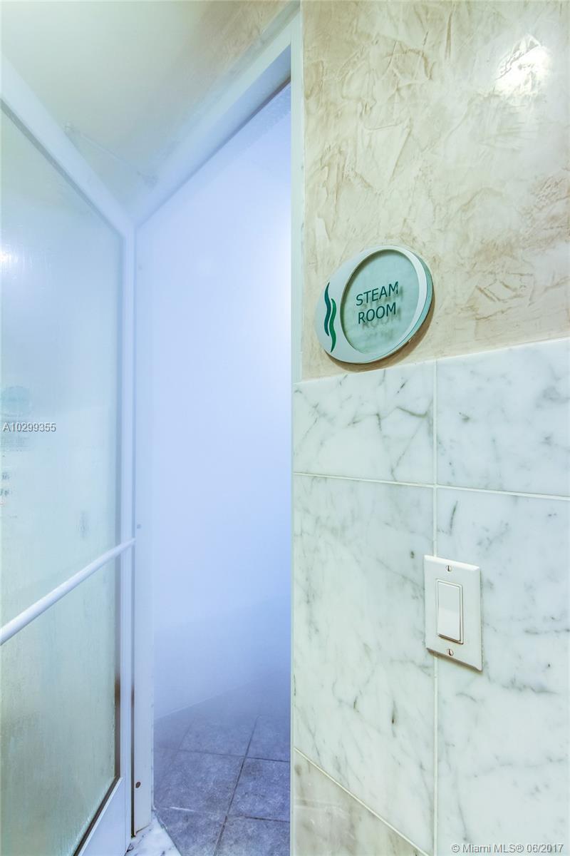 253 Northeast 2nd Street, Unit 1710 Miami, FL 33132 - Photo 31 of 35