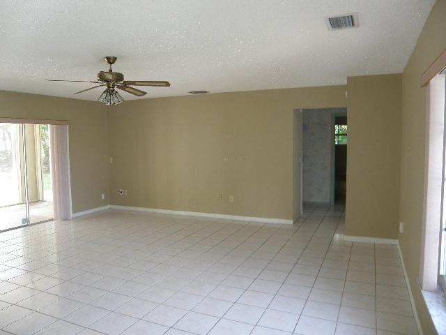 22584 Lanyard Street Boca Raton, FL 33428 - Photo 4 of 11