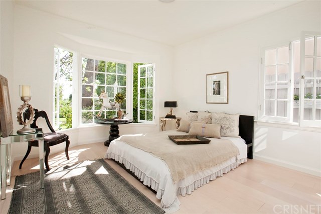 665 Deodara Drive Altadena, CA 91001 - Photo 18 of 33