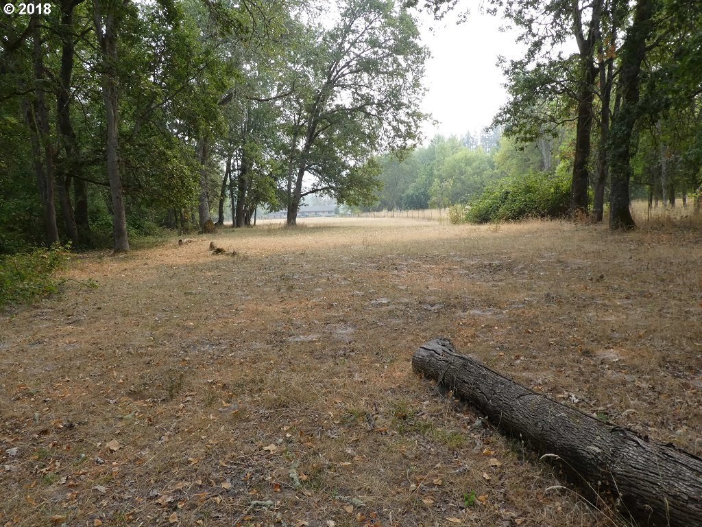 2504 Glengary Loop Road Roseburg, OR 97470 - Photo 21 of 27 Gallery Image 21