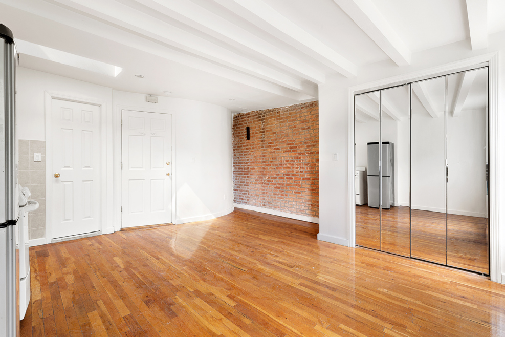 291 Warren Street Brooklyn, NY 11201 - Photo 6 of 19