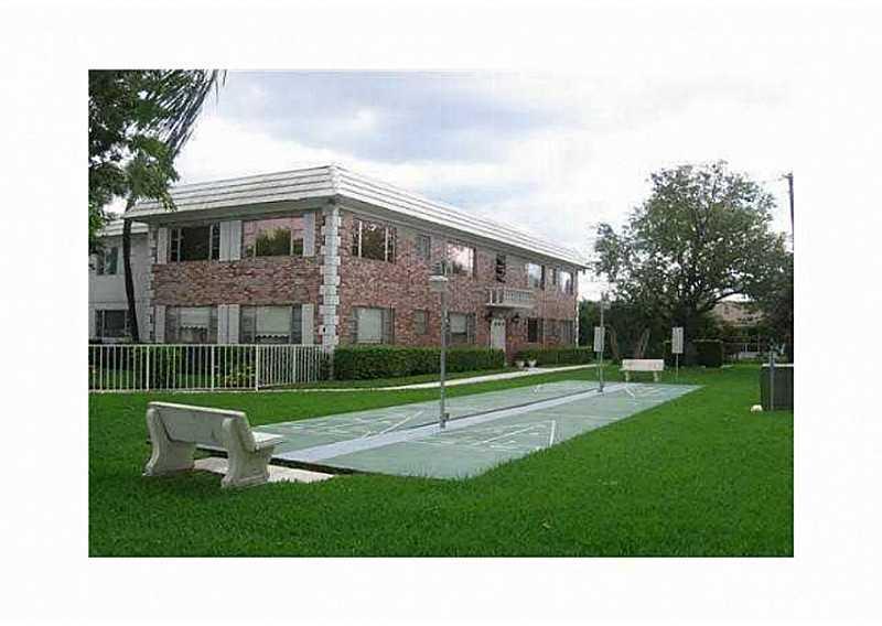 418 South Cypress Road, Unit 106 Pompano Beach, FL 33060 - Photo 2 of 12