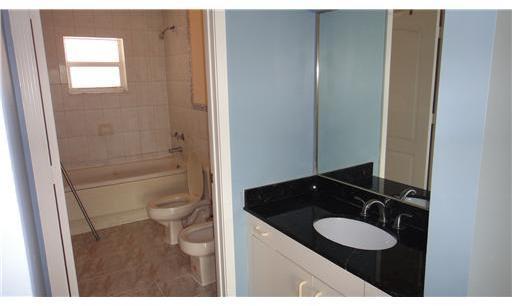 9008 Collins Avenue, Unit 202 Surfside, FL 33154 - Photo 5 of 7