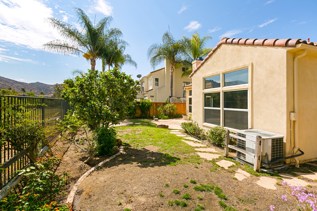 2318 Fallbrook Place Escondido, CA 92027 - Photo 24 of 25