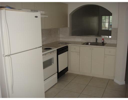 2920 Southeast 13th Road, Unit 20445 Homestead, FL 33035 - Photo 4 of 8 Gallery Image 4