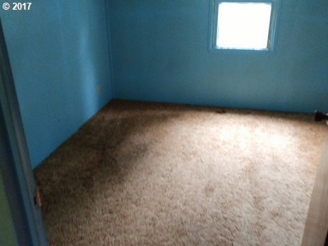 117 Hinkle Creek Road Sutherlin, OR 97479 - Photo 5 of 7 Gallery Image 5