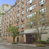 $885,000 | 63 E 9th St, Unit 11M | Greenwich Village