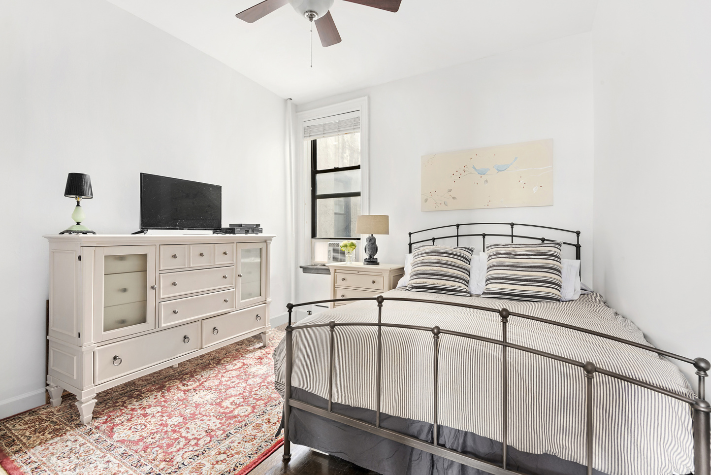 491 Park Place, Unit 3F Brooklyn, NY 11238 - Photo 3 of 6