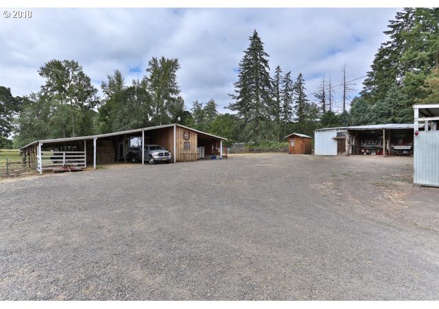 11918 South Emerson Road Canby, OR 97013 - Photo 15 of 29