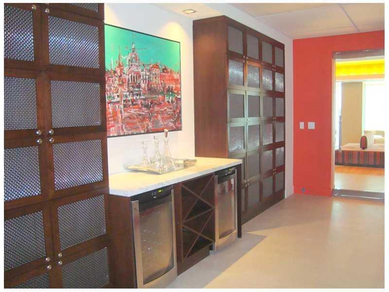 55 Southeast 6th Street, Unit 3902 Miami, FL 33131 - Photo 6 of 35