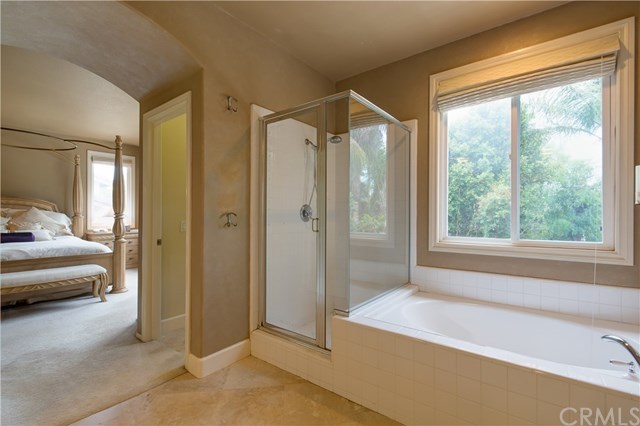 32 Silveroak Irvine, CA 92620 - Photo 18 of 38