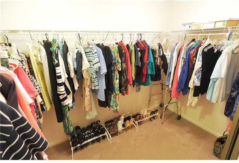 Emerald Hills Hollywood, FL 33021 - Photo 19 of 30