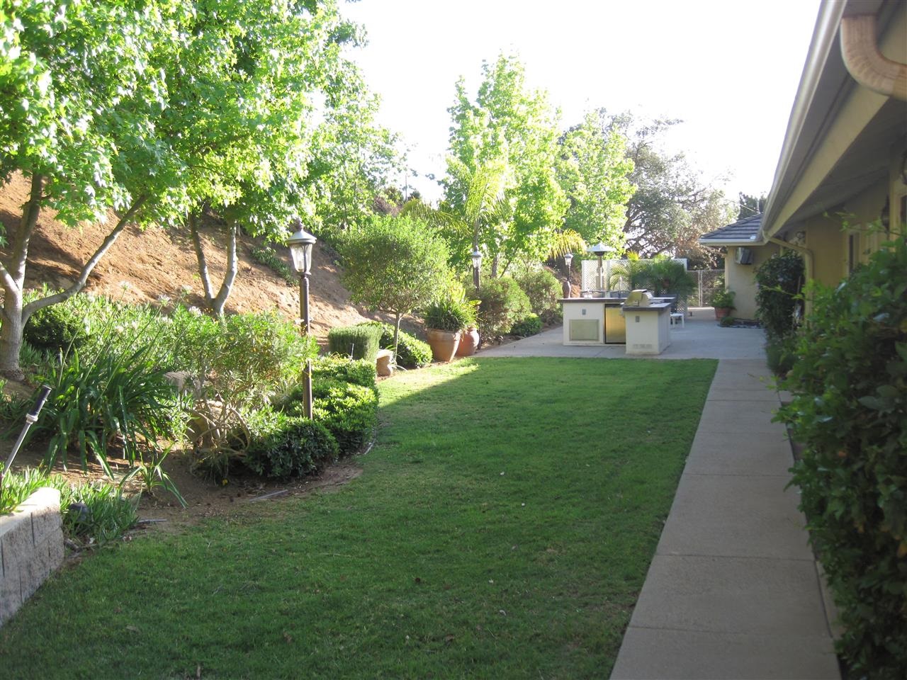731 Stone Post Road Fallbrook, CA 92028 - Photo 16 of 20 Gallery Image 16