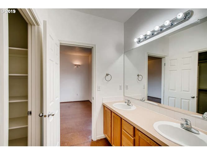 18222 Myra Court Sandy, OR 97055 - Photo 13 of 23 Gallery Image 13