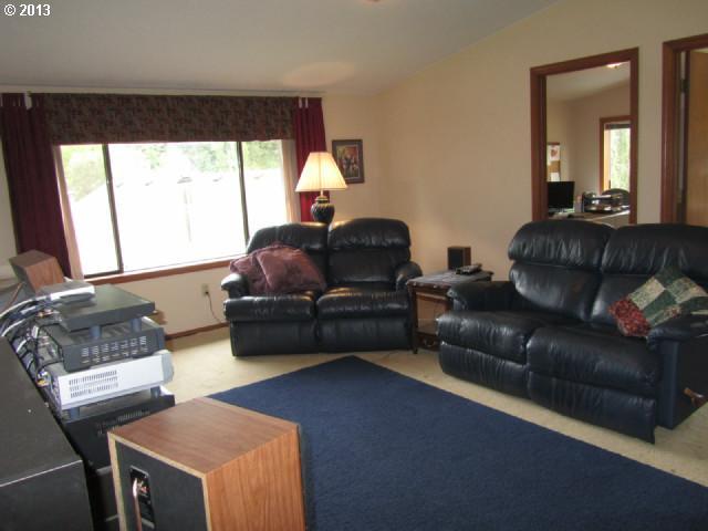 16171 Southwest Midway Road Hillsboro, OR 97123 - Photo 2 of 16