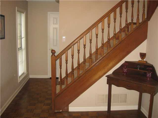 7654 Reese Road Memphis, TN 38133 - Photo 4 of 19 Entrance Foyer