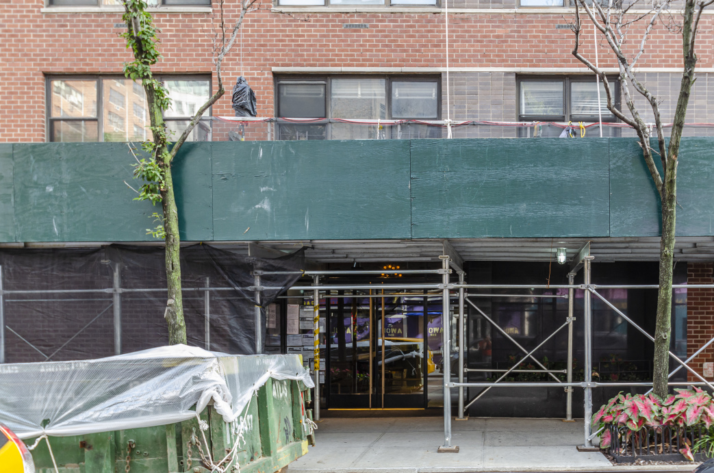 The Peter James 201 E 25th St, Manhattan, NY 10010 - Photo 3 of 8