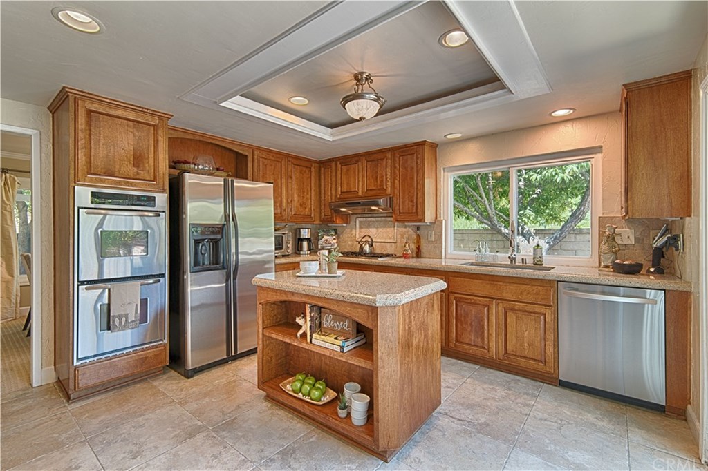 337 Heartwood Circle Brea, CA 92821 - Photo 6 of 24