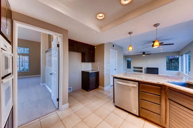 316 Camino Parque Oceanside, CA 92057 - Photo 8 of 25