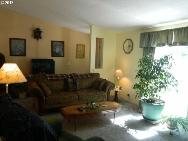 1725 Fircrest Road Mosier, OR 97040 - Photo 4 of 16 Gallery Image 4