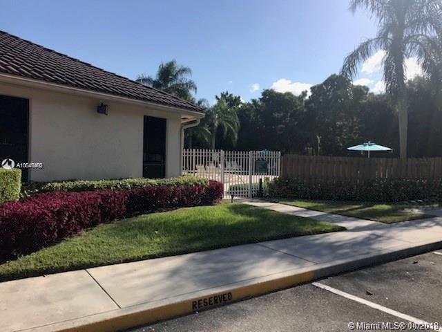 321 Norwood Terrace, Unit N124 Boca Raton, FL 33431 - Photo 3 of 7