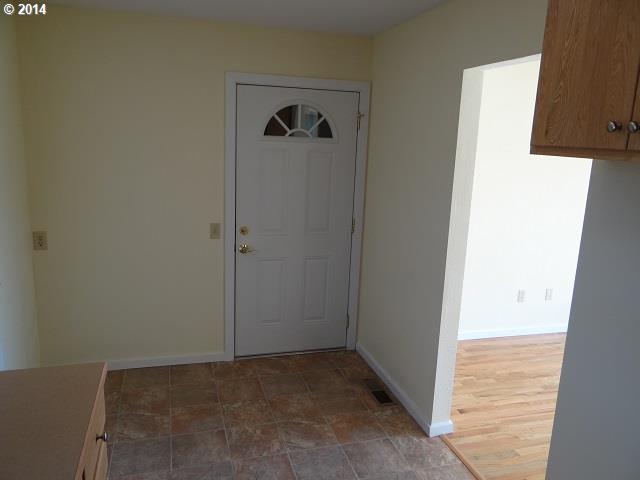 2625 Highlands Drive Reedsport, OR 97467 - Photo 8 of 12 Gallery Image 8