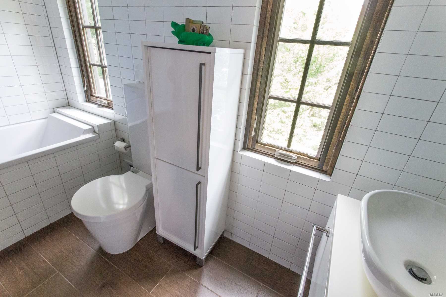 7 Holder Place Queens, NY 11375 - Photo 12 of 19