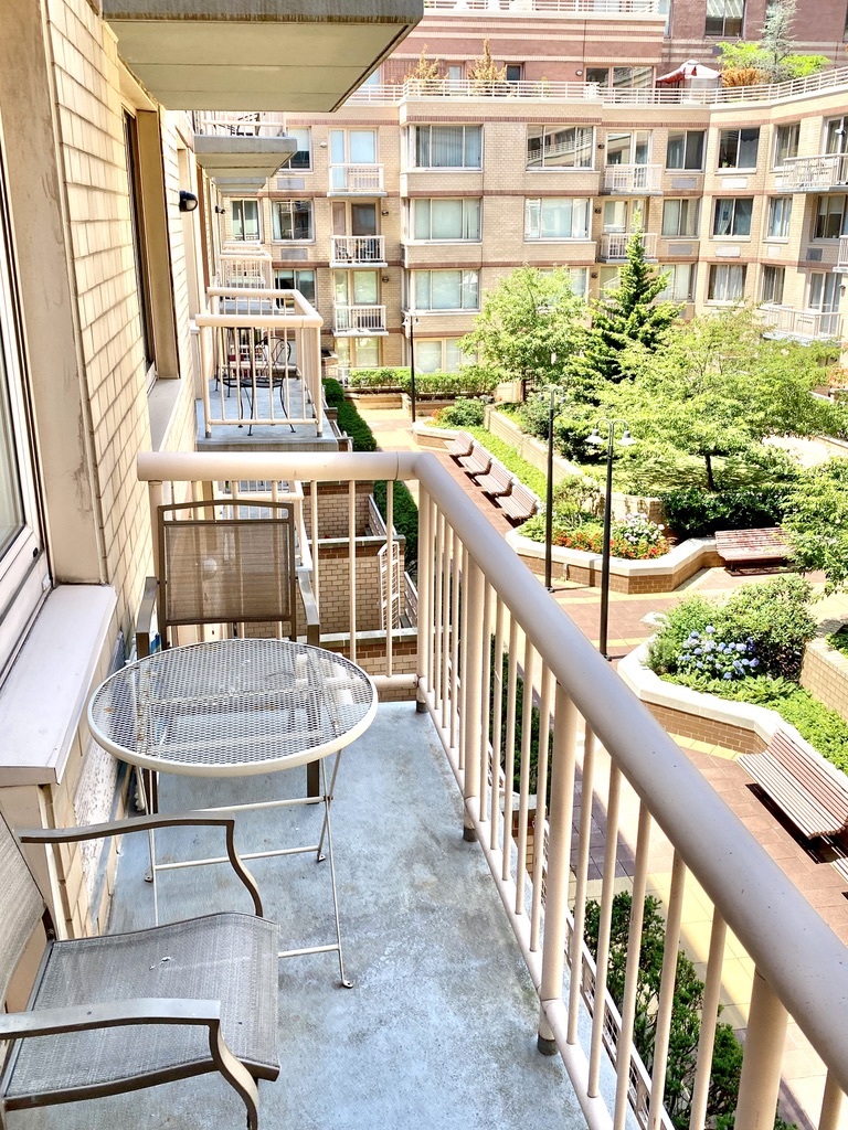 350 West 50th Street, Unit 4DD Manhattan, NY 10019 - Photo 13 of 14