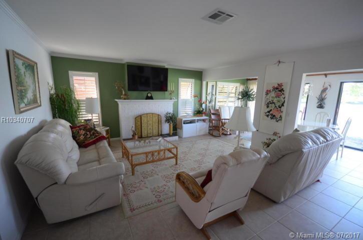 5753 Southeast Miles Grant Road Stuart, FL 34997 - Photo 4 of 16